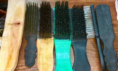 Plastic-Wire-Brush